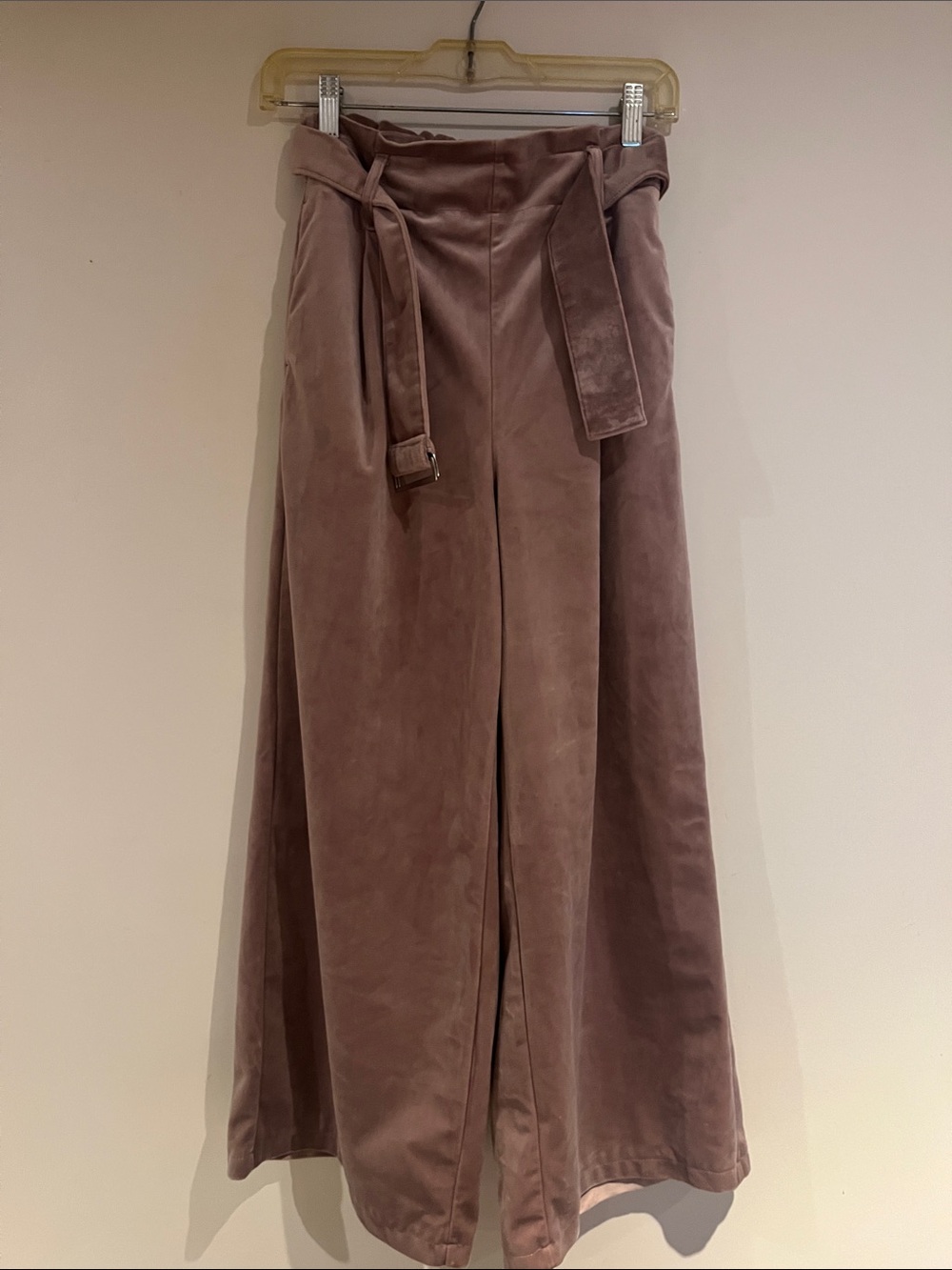 Gu velvet wide leg pants